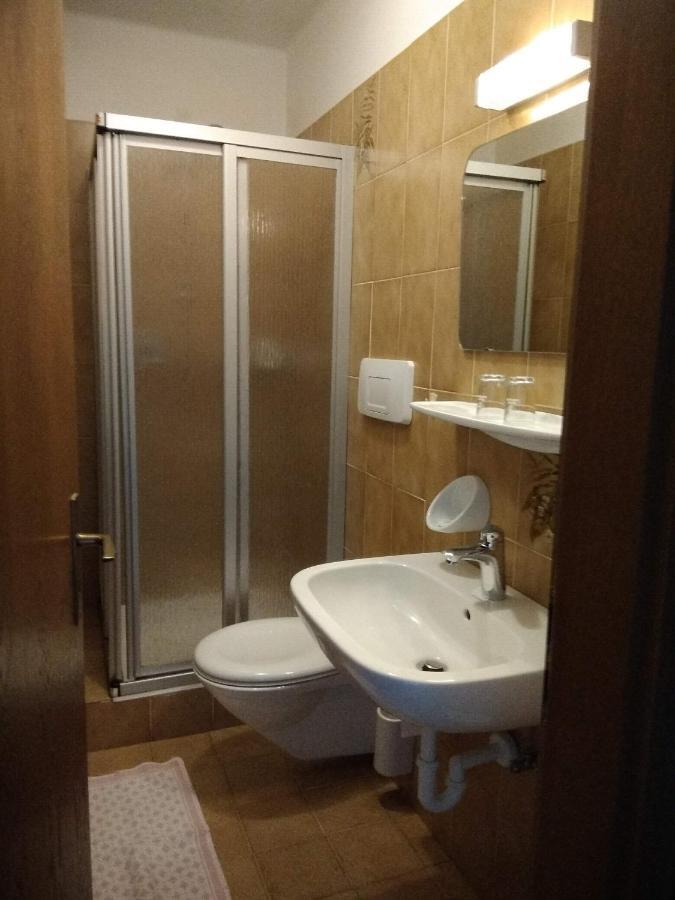 Muehlhaus Hotel Schenna Buitenkant foto